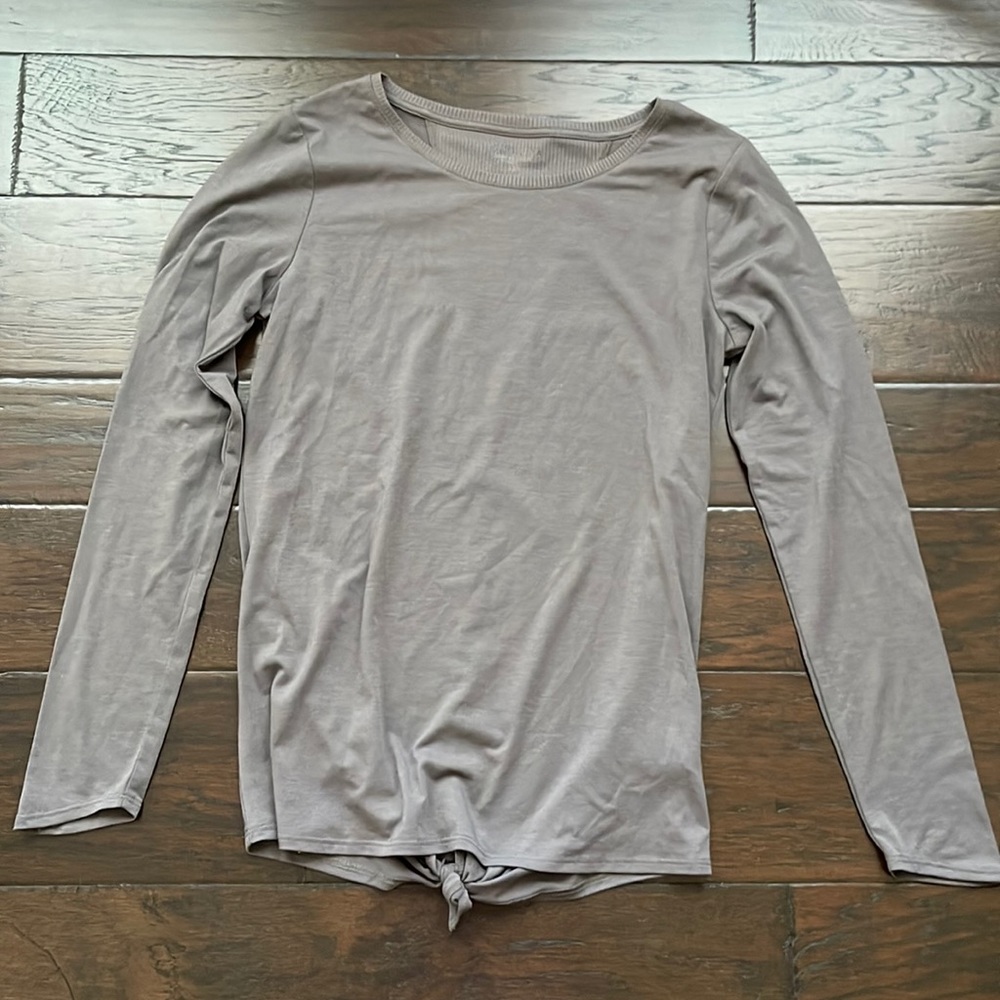 Athleta long sleeve top